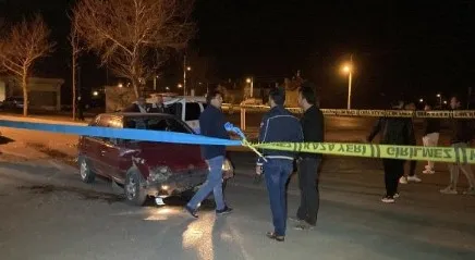 konyada-koca-vahseti-uzaklastirma-karari-biter-bitmez-esini-vurup-intihara-tesebbus-etti-1650622756118.jpg Konya’da koca vahşeti! Uzaklaştırma kararı biter bitmez eşini vurup intihara teşebbüs etti - 1