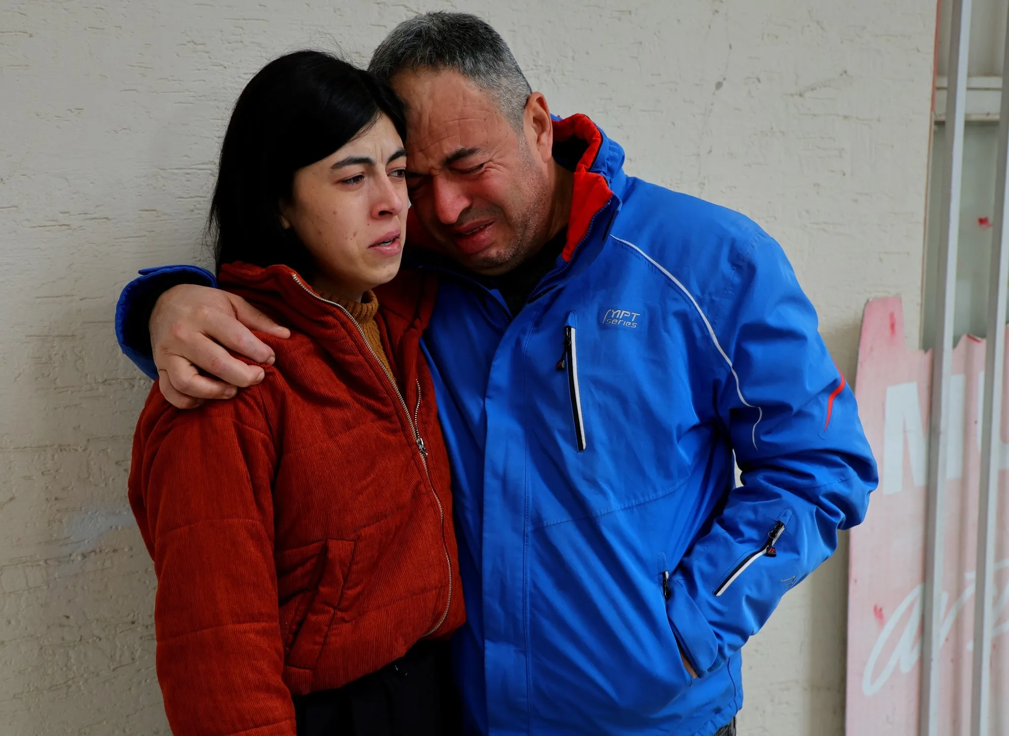 Arkadaşına güvendi hayatı karardı! Tehdit mesajları aldı cezaevine girdi