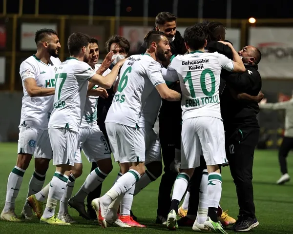 Adana Demirspor, Samsunspor ve Giresunspor... TFF 1 Lig’den Süper Lig’e kim yükseldi?