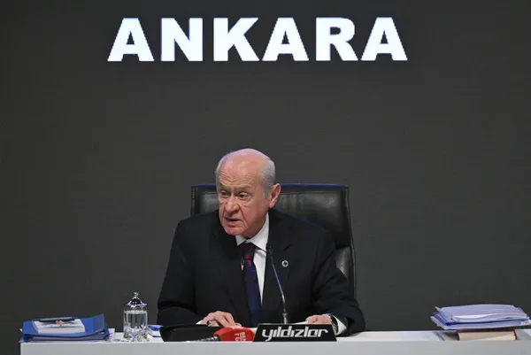 bahceliden-abye-karsi-net-tavir-bizim-icin-bitmistir-tanrikulunana-sert-sozler-milletvekilligi-dusurulmeli-1695137133561.jpg