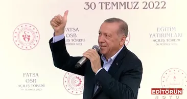 İşte Başkan Erdoğan’ın dikkatini çeken pankartlar! Duygulandıran koreografi…