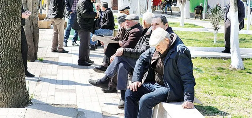 65 yaş üstü vatandaşların sokağa çıkma yasağı esnetilecek mi?