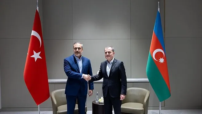 Bakan Fidan, Azerbaycanlı mevkidaşı ile görüştü!
