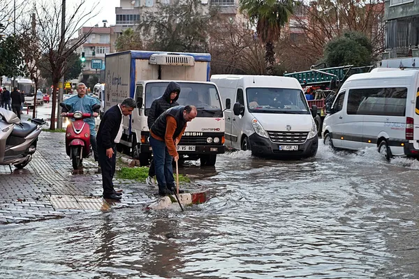 1709885090431.jpg Şemsiyeleri hazırlayın sağanak geliyor! O günlere dikkat! Meteoroloji'den çok sayıda ile yeni uyarı... - 1