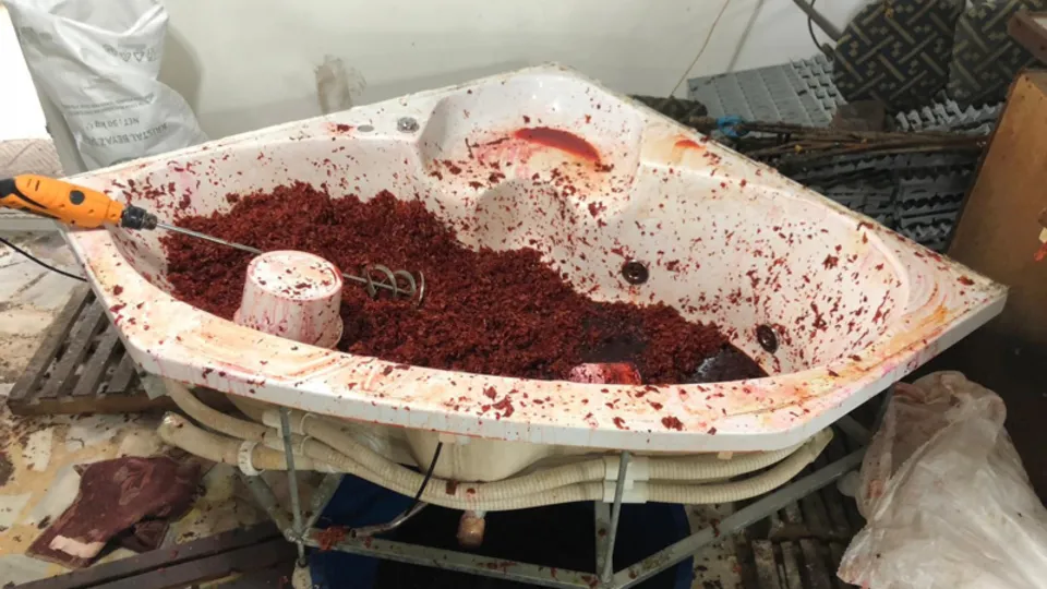 Mersin'de sahte içki operasyonu