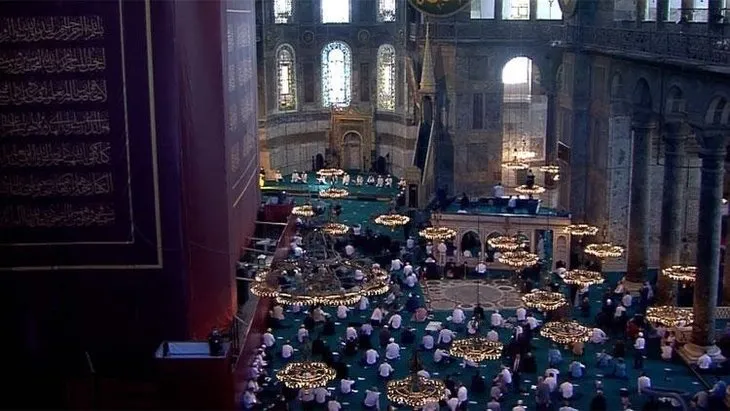 86 yıllık hasret sona erdi! İşte Ayasofya Camii’nin içinden ilk kareler