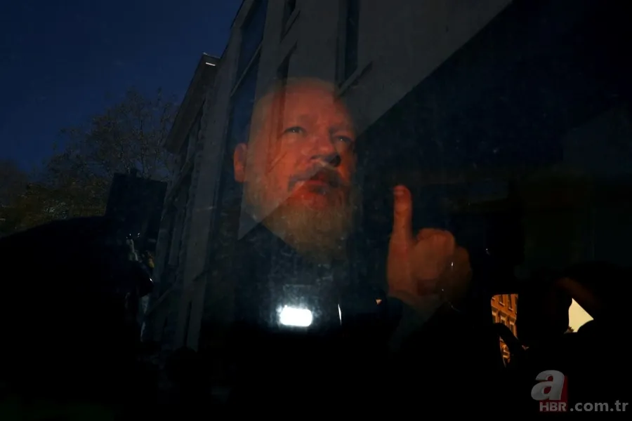 Wikileaks kurucusu Julian Assange neden tutuklandı? ABD'nin Assange avının arkasındaki kirli gerçekler 24
