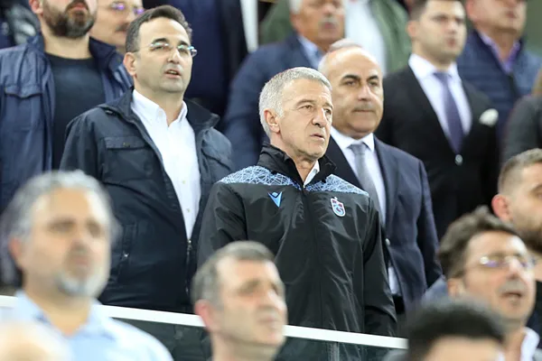 ahmet-agaoglundan-besiktas-taraftarina-kinama-1666016967527.jpg Ahmet Ağaoğlu'ndan Beşiktaş taraftarına kınama