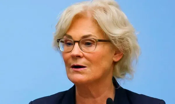 Son dakika: Almanya Savunma Bakanı Christine Lambrecht istifa etti - 4
