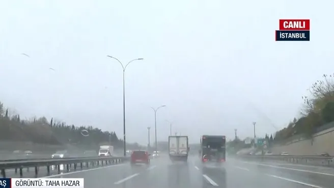 İstanbul’da kar ve yağmur trafiği