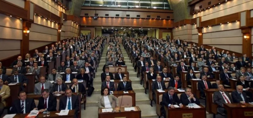 Ekrem İmamoğlu karşı çıktığı projeleri yapacakmış gibi açıkladı