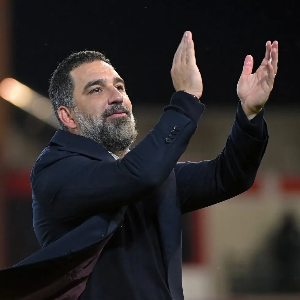 trabzonsporda-arda-turan-gelismesi-teknik-direktorluk-icin-sicak-temas-1789047452473.jpg Trabzonspor yabancı alternatiflerde ilerleme sağlayamayınca rota yerliye döndü: Arda Turan listenin başında - 2