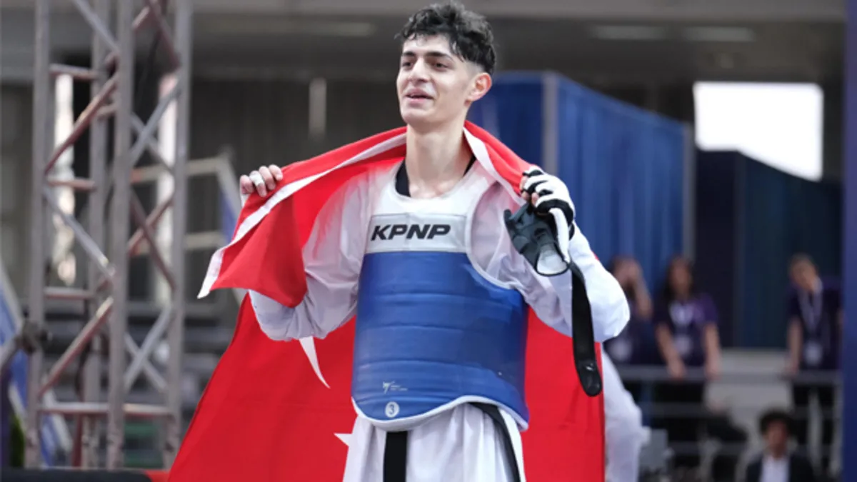 Milli tekvandocu Furkan Ubeyde Çamoğlu Yunan rakibini Avrupa şampiyonu oldu