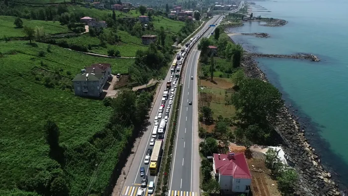 Karadeniz’e 'çay göçü' için 10 gün izole şartı! Bölgeye 100 binin üzerinde kişi bekleniyor - 2