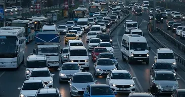 Milyonlarca araç sahibinin dikkatine! Bunu yapanın ehliyetine el konulacak | Bakan Yerlikaya cezaları açıkladı