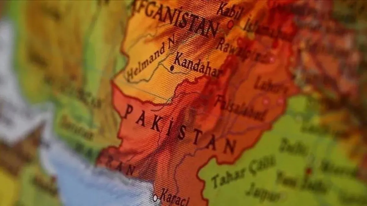 Pakistan ile Afganistan arasındaki Karlaçi Sınır Kapısı yeniden açıldı