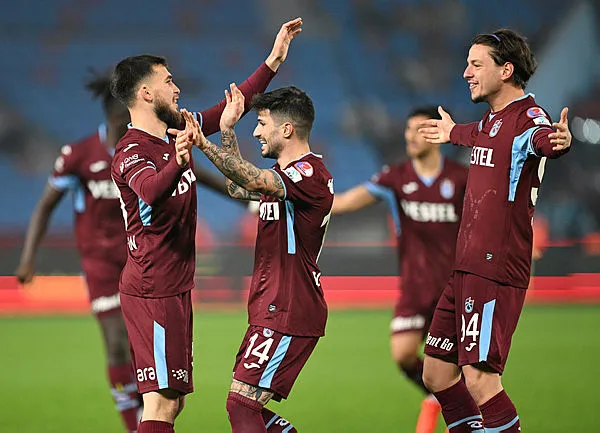 Trabzon’da ’DESTAN’ yazdı! Trabzonspor 3-1 Manisa FK MAÇ SONUCU