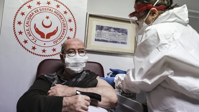 Yoğun bakımda koronavirüs aşısının etkisi! İki tarih arasında dikkat çeken fark - 2