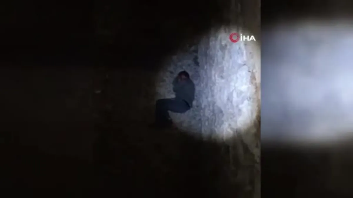 Van'da kuyuya düşen kişi kurtarıldı