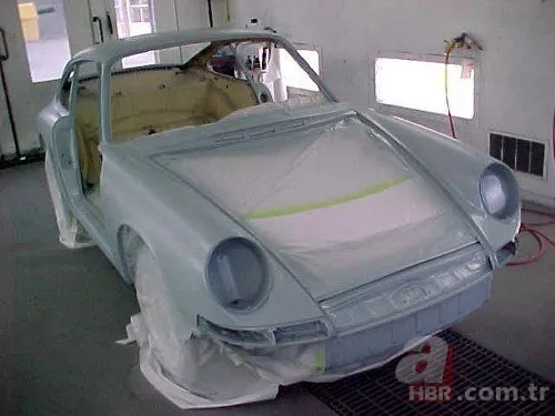 Porsche 912’nin tüm parçalarını elden geçirdi 🚗 Hurdalıktan aldığı arabayı efsaneye çevirdi
