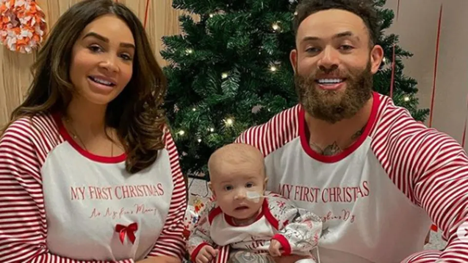 Ashley Cain ve Safiyya Vorajee çiftinin 8 aylık bebekleri hayatını kaybetti