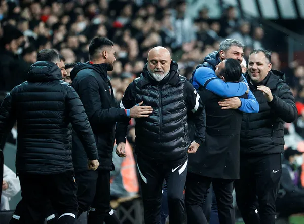 batshuayi-boyle-istedi-besiktas-4-2-kayserispor-mac-sonucu-ozet-1639332458605.jpg Batshuayi böyle istedi! Beşiktaş 4-2 Kayserispor (MAÇ SONUCU-ÖZET) - 3