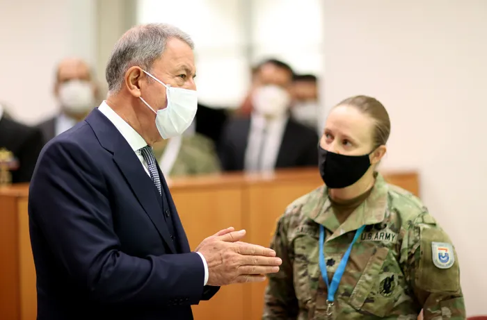 Milli Savunma Bakanı Hulusi Akar: Türkiye, NATO ve Avrupa’nın sınırlarını korumak için ne gerekiyorsa yapıyor