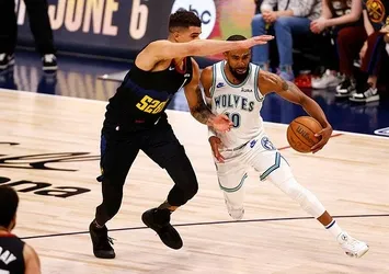 NBA Batı Konferansı'nda Timberwolves, Doğu Konferansı'nda Pacers finale çıktı