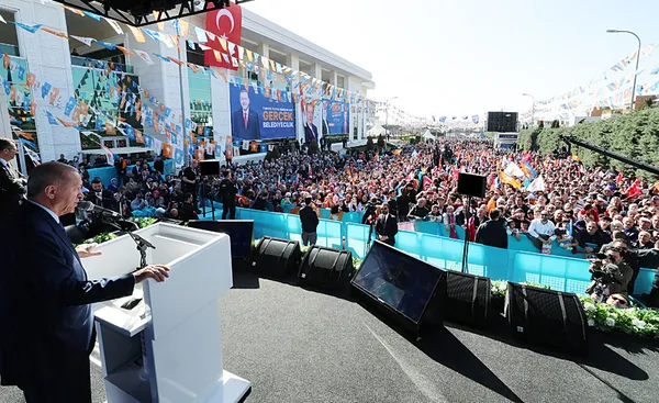 Başkan Erdoğan Sultanbeyli ve Sancaktepe'de! Yerel seçimler öncesi İmamoğlu'na eleştiri: Ya tatilde ya büyükelçiyle balıkta... - 5