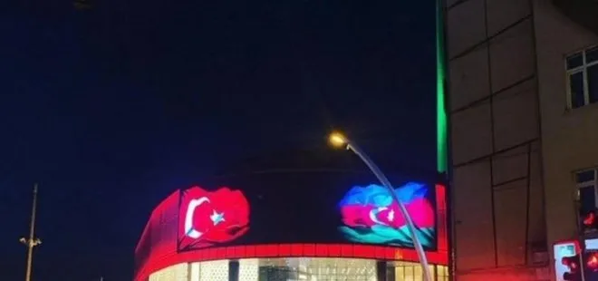 Başkentin simgesi Atakule’den Azerbaycan mesajı