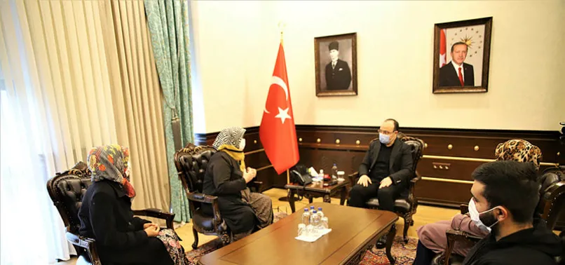 Can Dündar'ın algısı çöktü! Başkan Erdoğan'dan talepte bulunan kadınları Elazığ Valisi Erkaya Yırık misafir etti