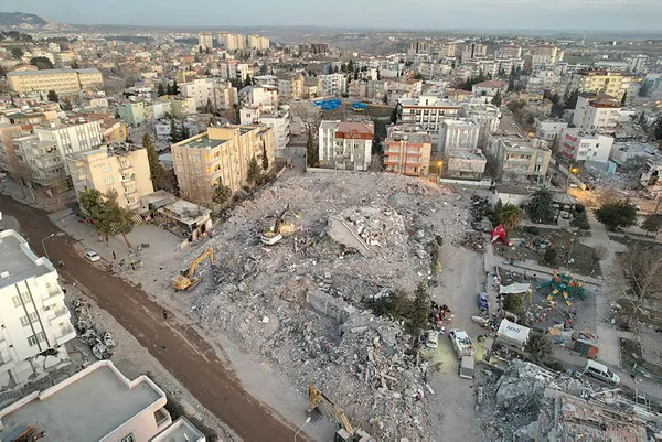1676580963936.jpg Deprem sonrası şehir merkezi taşınıyor! Belediye Başkanı duyurdu! Çoğu bina kullanılmaz hala gelmişti... - 6