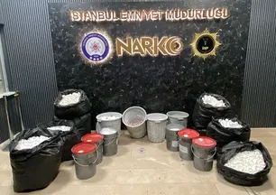 Bahçelievler’de zehir tacirlerine operasyon! Uyuşturucu kuryesi avukat yakalandı