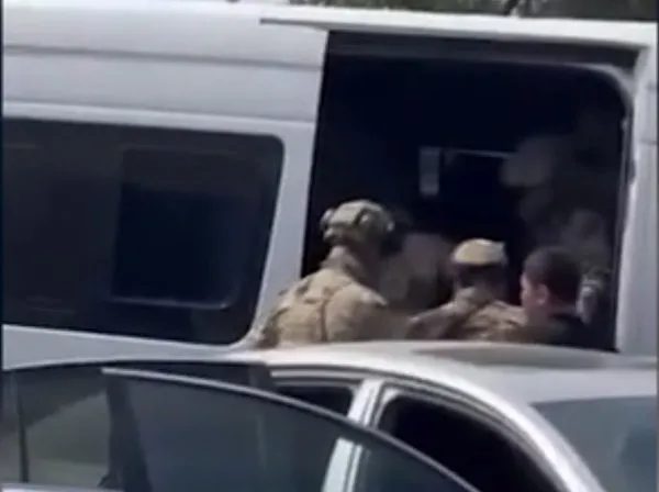 Kırgızistan'daki darbe girişiminin arkasından FETÖ çıktı! - 3
