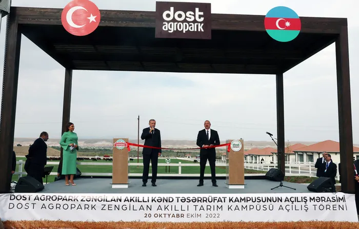 son-dakika-haberi-kabine-toplantisi-sonrasi-baskan-recep-tayyip-erdogandan-kritik-aciklamalar-1666630421161.jpg