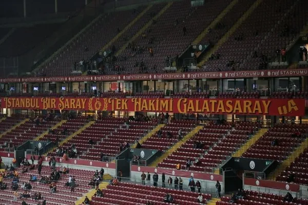 galatasaraydan-fenerbahceye-sok-gonderme-1673631284680.jpg Galatasaray'dan Fenerbahçe'ye şok gönderme - 3