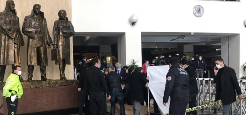 Son dakika: Bakırköy Adalet Sarayı'nda intihar: Mübaşir 7. kattan atladı