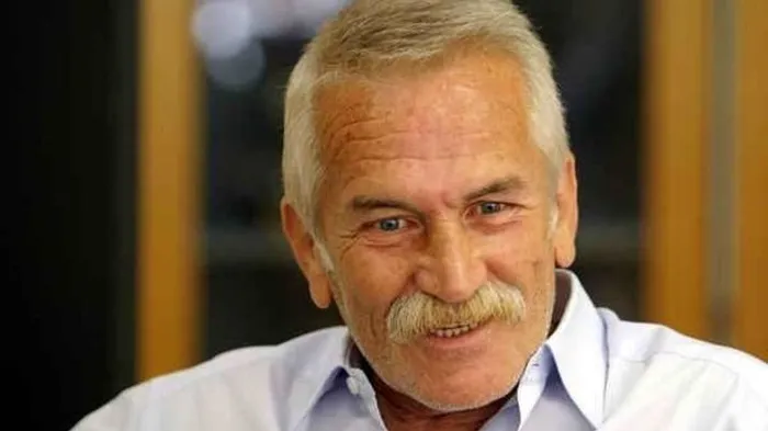 Usta yönetmen Yavuz Özkan yoğun bakıma kaldırıldı - 1
