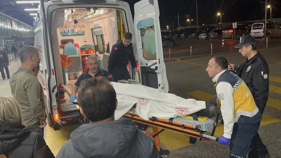 gunyuzu-kaymakaminin-araci-kaza-yapti-1-olu-2-yarali-1775593626031.jpg Fotoğraf (İHA)