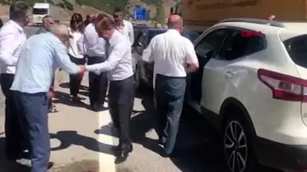 Son dakika | Kemal Kılıçdaroğlu’nun konvoyunda kaza! Yaralılar var