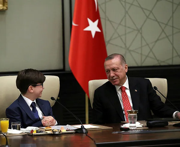 Cumhurbaşkanı Erdoğan Külliye'de çocukları ağırladı - 2
