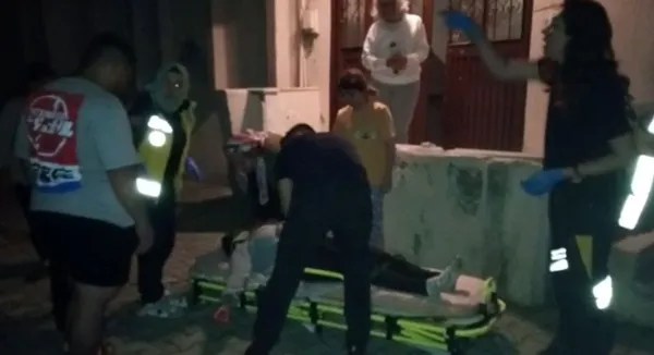 1686144662914.jpg Antalya'da sokak ortasında dehşet anları! Önce yumruk attı sonra tabancanın kabzasıyla başına vurdu - 5