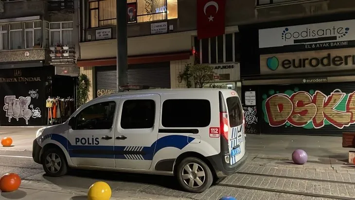 Kadıköy’de esrarengiz cinayet! Diş hekimi ofisinde ölü bulundu