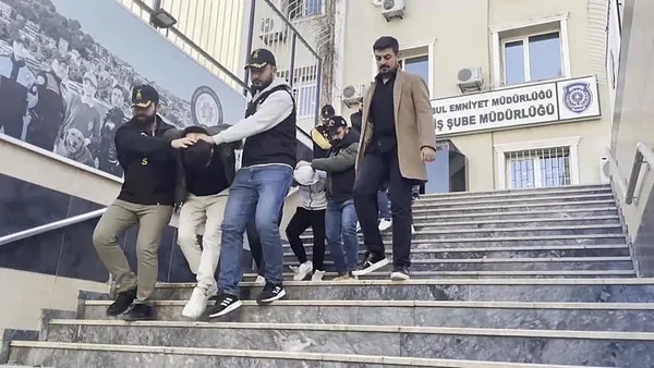 1707826110190.jpeg Masaj salonunda fuhuş olayının arkasında YouTuber çıktı! Şoke eden savunma: Sertifikam var - 3