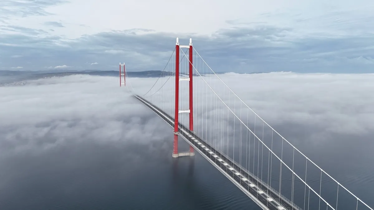 Gemi arızası nedeniyle kapatılmıştı! Çanakkale Boğazı yeniden trafiğe açıldı