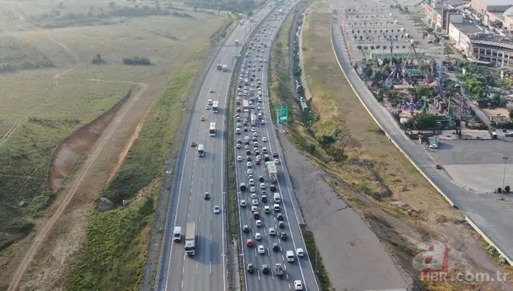 İstanbul’da bayram öncesi trafik yoğunluğu! Havadan böyle görüntülendi