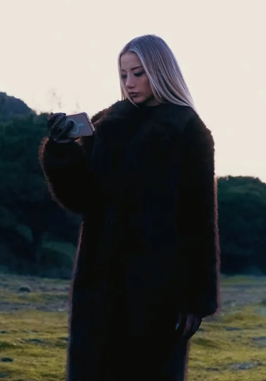 klip-cekiminde-attan-dustu-aleyna-kalaycioglundan-kaza-sonrasi-aciklama-1767082705414.jpg Kaynak: Instagram