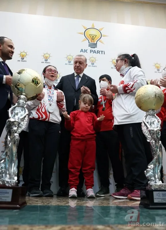 Son dakika: Başkan Erdoğan Ankara Özel Sporcular Federasyonu üyelerini kabul etti