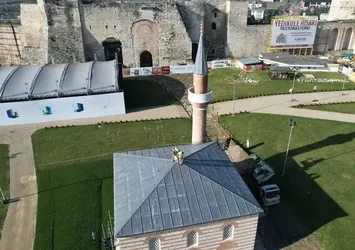 Yedikule'deki Fatih Sultan Mehmed'in mirası mescitte Türk-İslam mührü yeniden yerini aldı