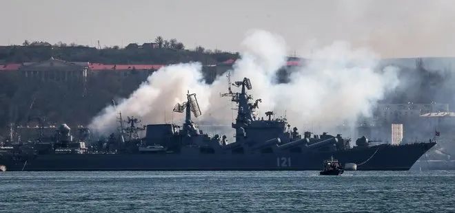Ukrayna: Karadeniz’deki Rus filosuna ait Moskova kruvazör gemisini vurduk